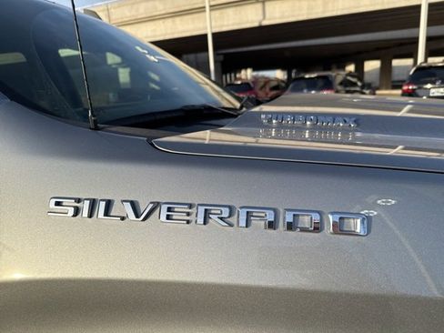 Used 2024 Chevrolet Silverado 1500 LT image 7