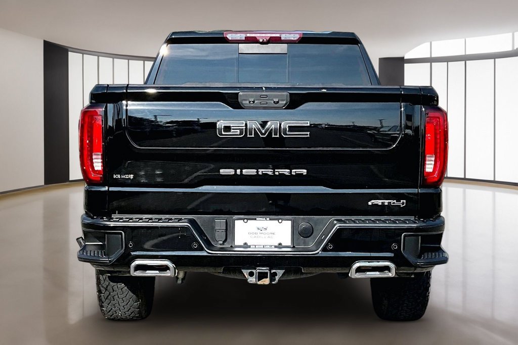 Used 2022 GMC Sierra 1500 AT4 w/ AT4 Premium Package AWD/4WD image 4