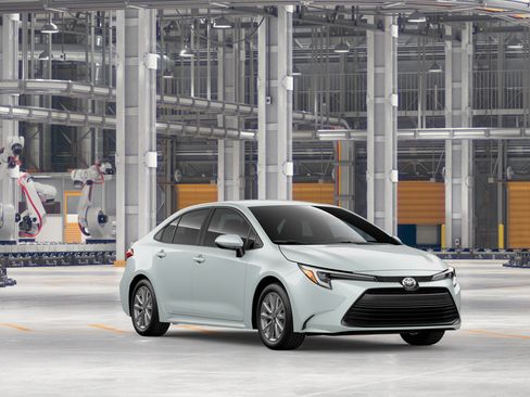 New 2026 Toyota Corolla LE w/ LE Premium Package FWD image 15