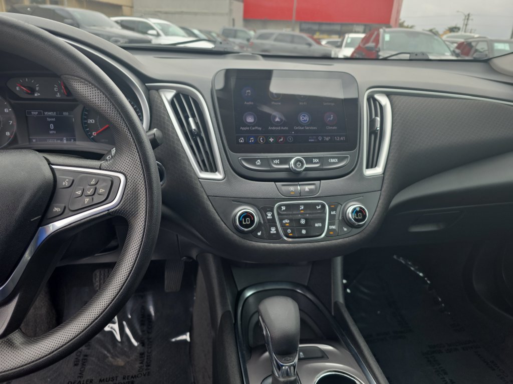 Used 2022 Chevrolet Malibu LT FWD image 17