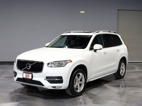 Used 2016 Volvo XC90 T5 Momentum AWD/4WD image 3