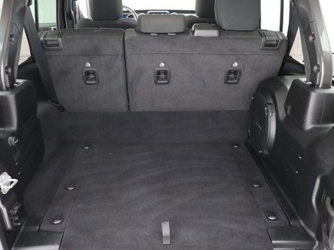 Used 2023 Jeep Wrangler Unlimited w/ Cold Weather Group image 23