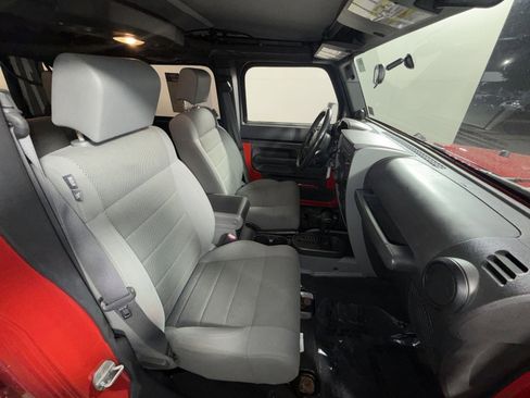 Used 2007 Jeep Wrangler Unlimited Rubicon image 24