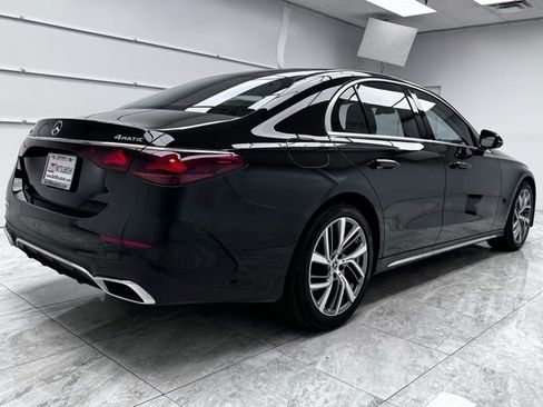 Used 2025 Mercedes-Benz E 350 4MATIC Sedan image 7