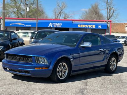 Used 2006 Ford Mustang Deluxe Coupe 2D