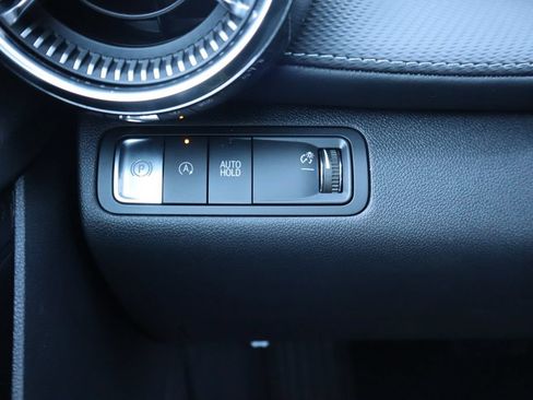 New 2026 Chevrolet Equinox LT w/ Convenience Package II FWD image 19