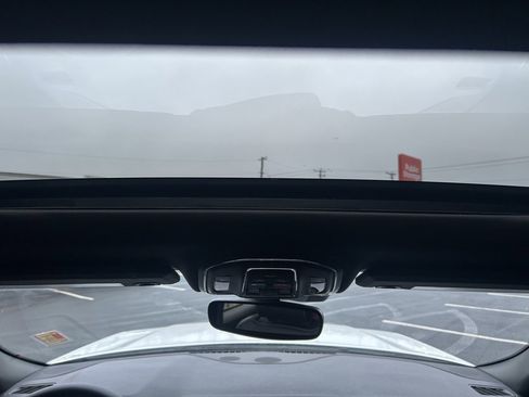 Used 2023 Jeep Grand Cherokee Altitude image 23