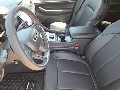 New 2025 Jeep Grand Cherokee L Limited w/ Luxury Tech Group II image 10