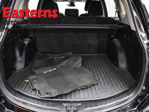 Used 2018 Toyota RAV4 LE w/ All Weather Liner Package FWD image 9