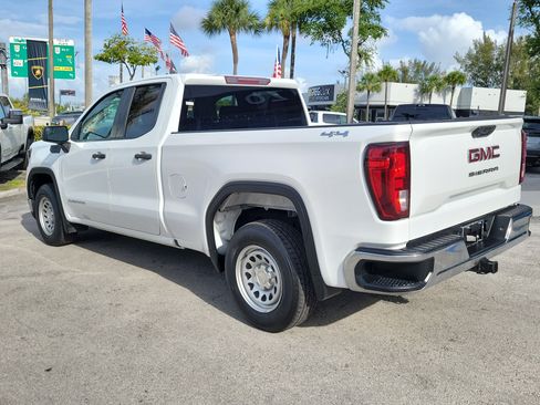 Used 2023 GMC Sierra 1500 Pro w/ Pro Value Package AWD/4WD image 7