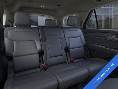 New 2026 Ford Explorer Active w/ Active Comfort Package AWD/4WD image 13