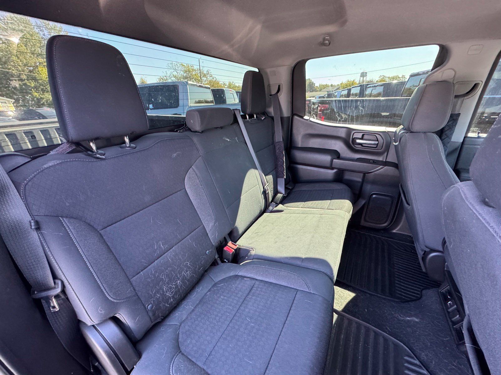 Used 2021 Chevrolet Silverado 1500 LT w/ Z71 Off-Road Package AWD/4WD image 28