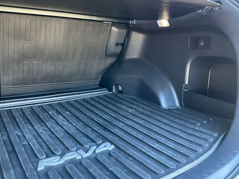 Used 2023 Toyota RAV4 XLE image 17