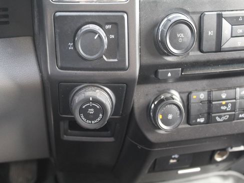 Used 2018 Ford F150 XLT w/ Equipment Group 301A Mid image 7