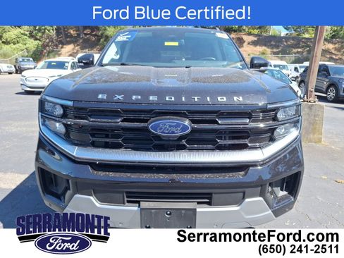 Used 2025 Ford Expedition Max Platinum w/ Driver's Package AWD/4WD image 2