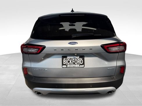 Used 2023 Ford Escape Active w/ Tech Pack #2 AWD/4WD image 6