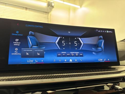 Used 2024 BMW X5 M60i w/ Parking Assistance Package image 26