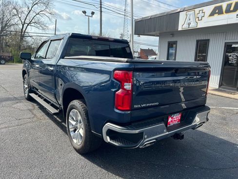 Used 2022 Chevrolet Silverado 1500 LTZ w/ Z71 Off-Road Package image 8