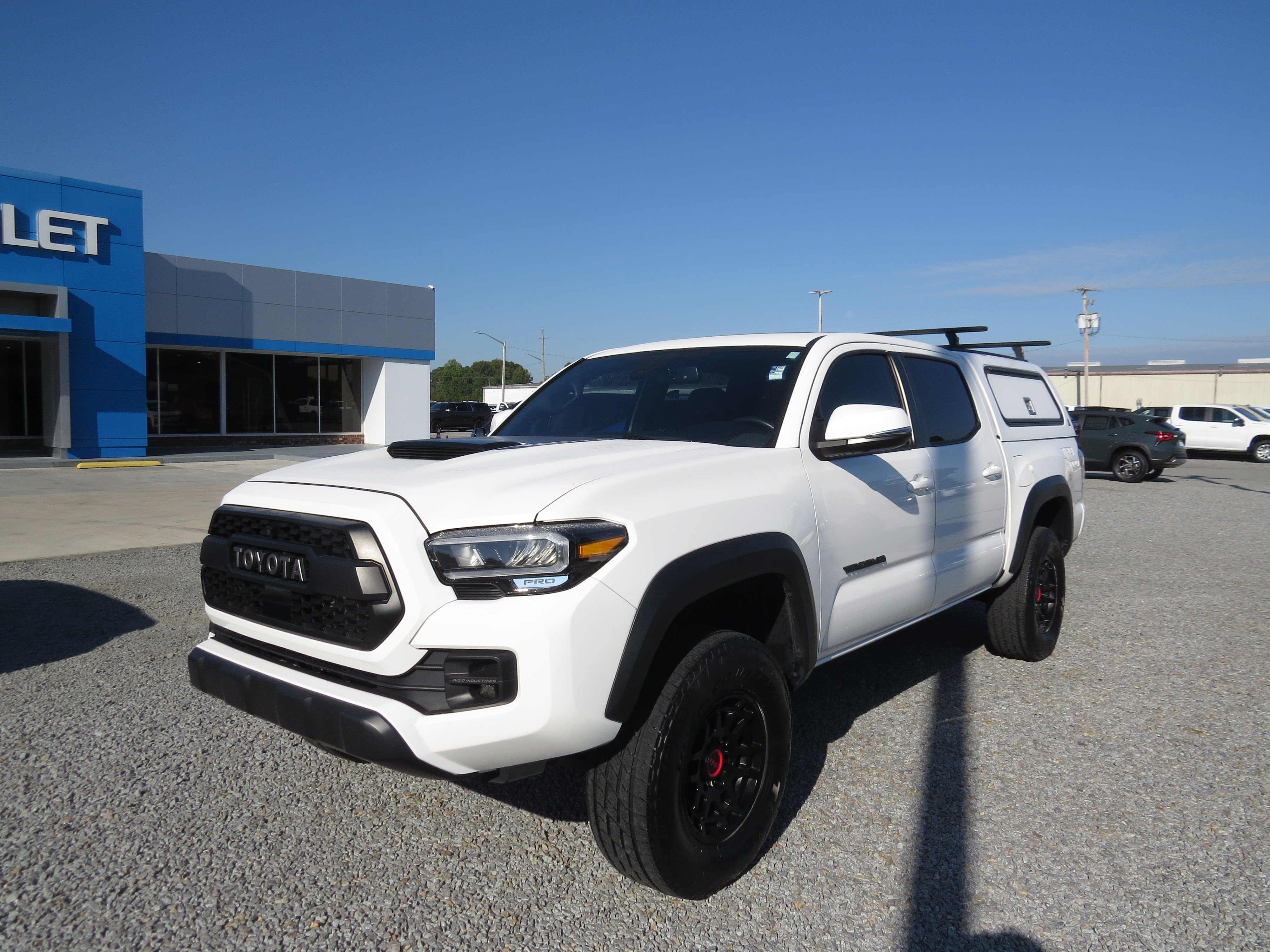 Used 2023 Toyota Tacoma TRD Pro AWD/4WD image 9