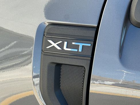 New 2026 Ford Maverick XLT image 24