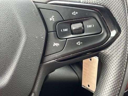 Used 2024 Chevrolet Trax LS w/ LS Convenience Package FWD image 21