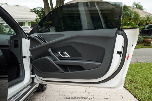 Used 2022 Audi R8 V10 performance RWD image 29