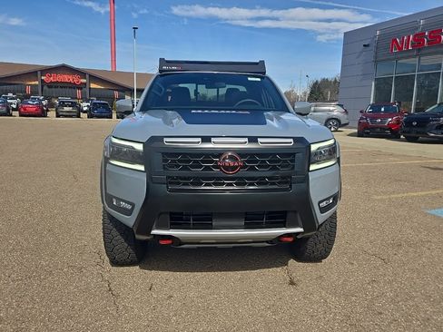 New 2025 Nissan Frontier PRO-4X image 2