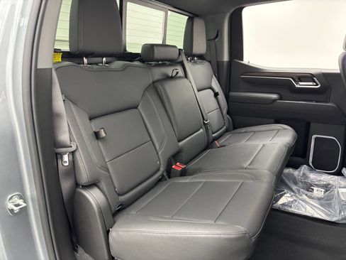 New 2026 GMC Sierra 1500 SLT w/ SLT Premium Package AWD/4WD image 38