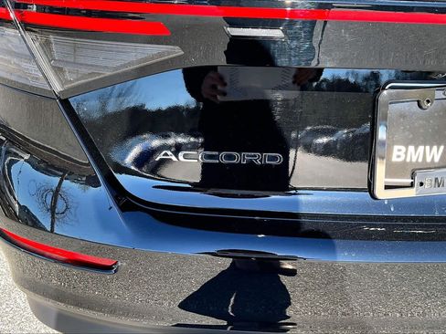 Used 2025 Honda Accord Sport image 33