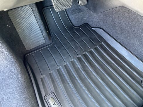 Certified 2023 Acura TLX w/ Technology Package image 17