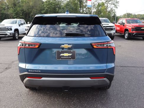 New 2027 Chevrolet Equinox LT FWD image 27