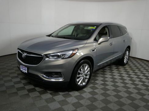 Used 2018 Buick Enclave Premium w/ Experience Buick Package image 7