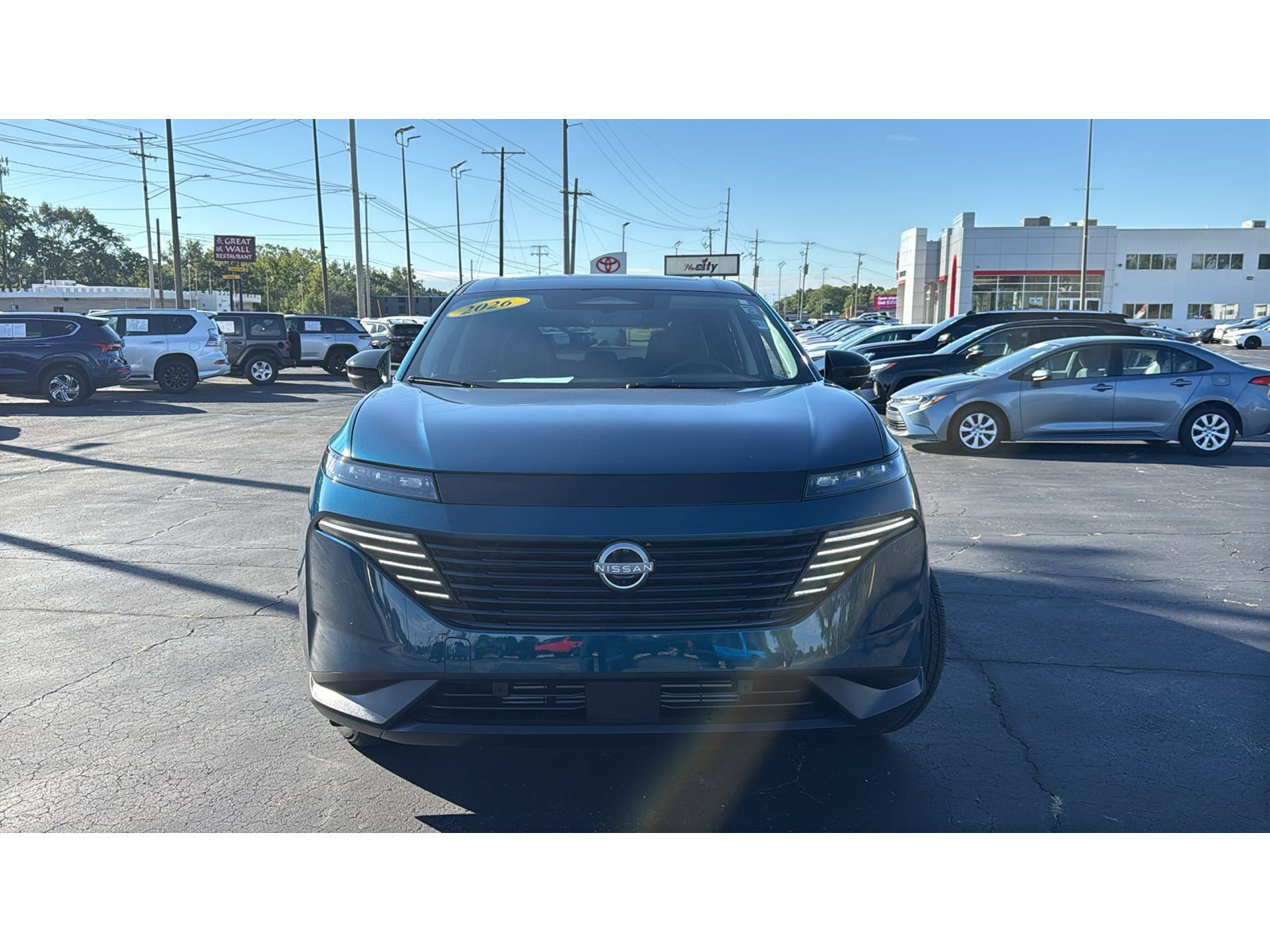Used 2026 Nissan Murano SL AWD/4WD image 2