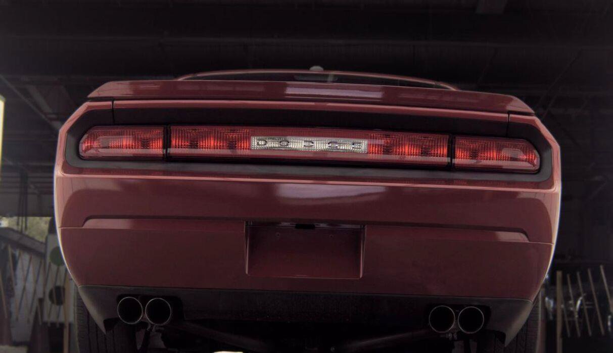 Used 2010 Dodge Challenger R/T RWD image 5
