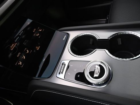 New 2026 Cadillac Vistiq Platinum image 30