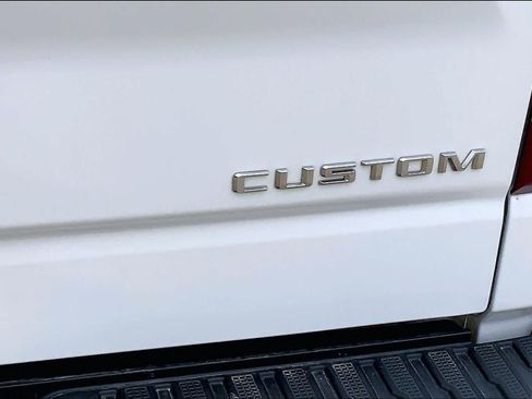 Used 2021 Chevrolet Silverado 1500 Custom RWD image 10