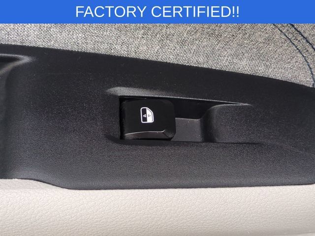 Certified 2024 Jeep Compass Latitude AWD/4WD image 29