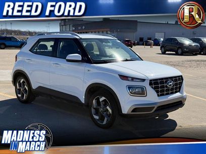 Used 2025 Hyundai Venue SEL