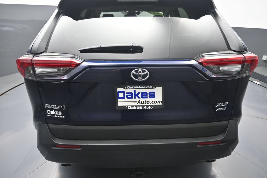 Used 2023 Toyota RAV4 XLE Premium AWD/4WD image 32