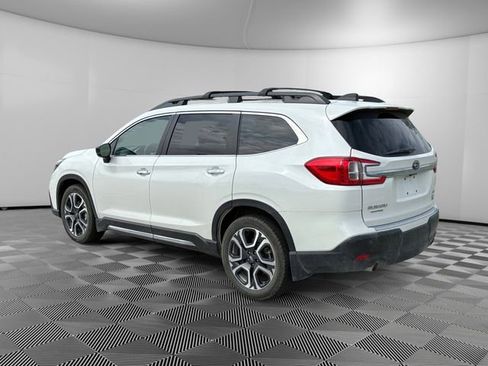 Used 2024 Subaru Ascent Touring AWD/4WD image 3