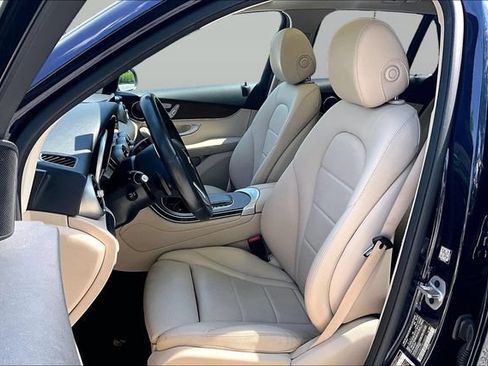 Used 2022 Mercedes-Benz GLC 300 4MATIC image 13