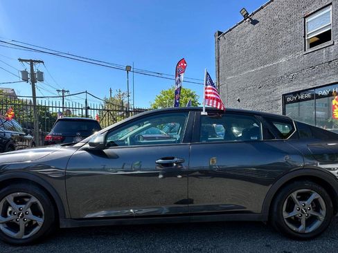 Used 2025 Kia K4 FWD image 4