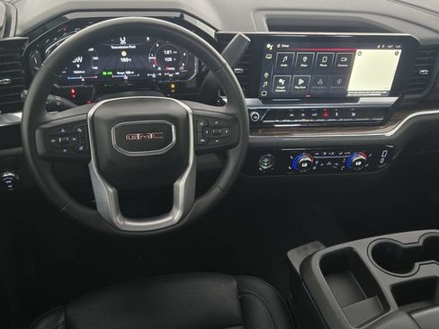 Used 2024 GMC Sierra 1500 Elevation RWD image 30
