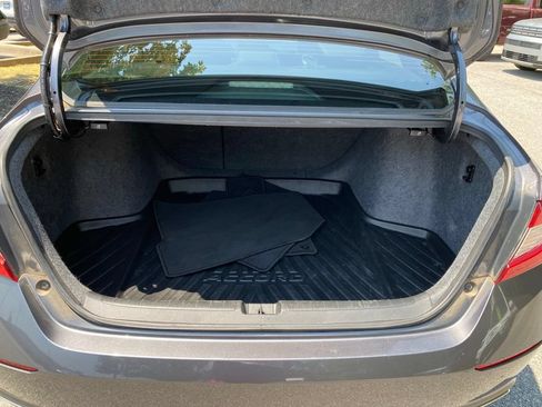 Used 2018 Honda Accord Sport image 34