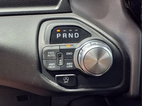 Used 2025 RAM 1500 Laramie w/ Laramie Southwest Edition AWD/4WD image 9