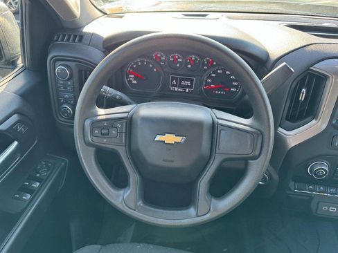 Used 2024 Chevrolet Silverado 1500 Custom image 15