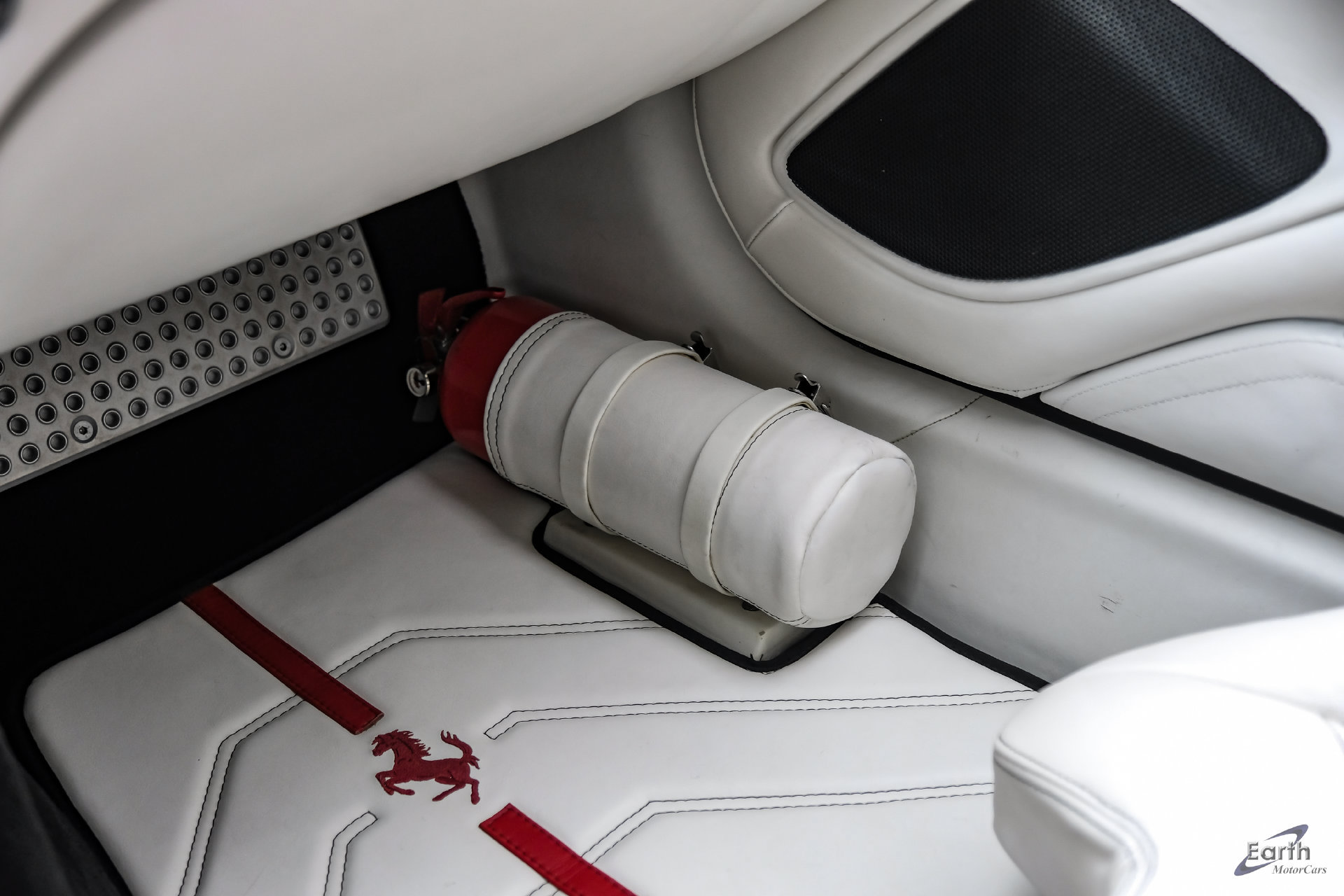 Used 2014 Ferrari F12 Berlinetta RWD image 57