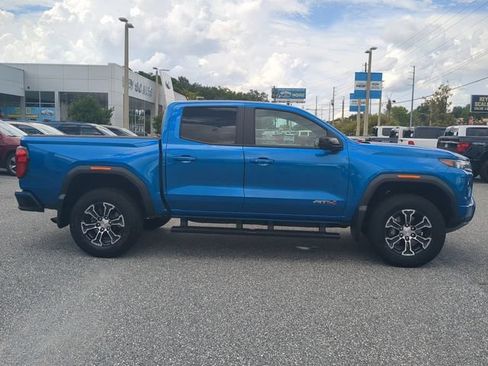 Used 2023 GMC Canyon AT4 w/ AT4 Premium Package AWD/4WD image 4