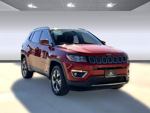 Used 2019 Jeep Compass Limited image 6