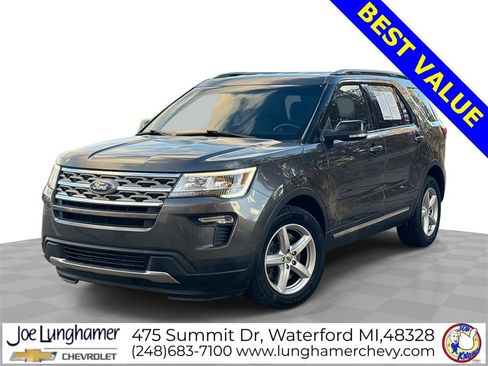 Used 2018 Ford Explorer XLT w/ Equipment Group 201A image 1
